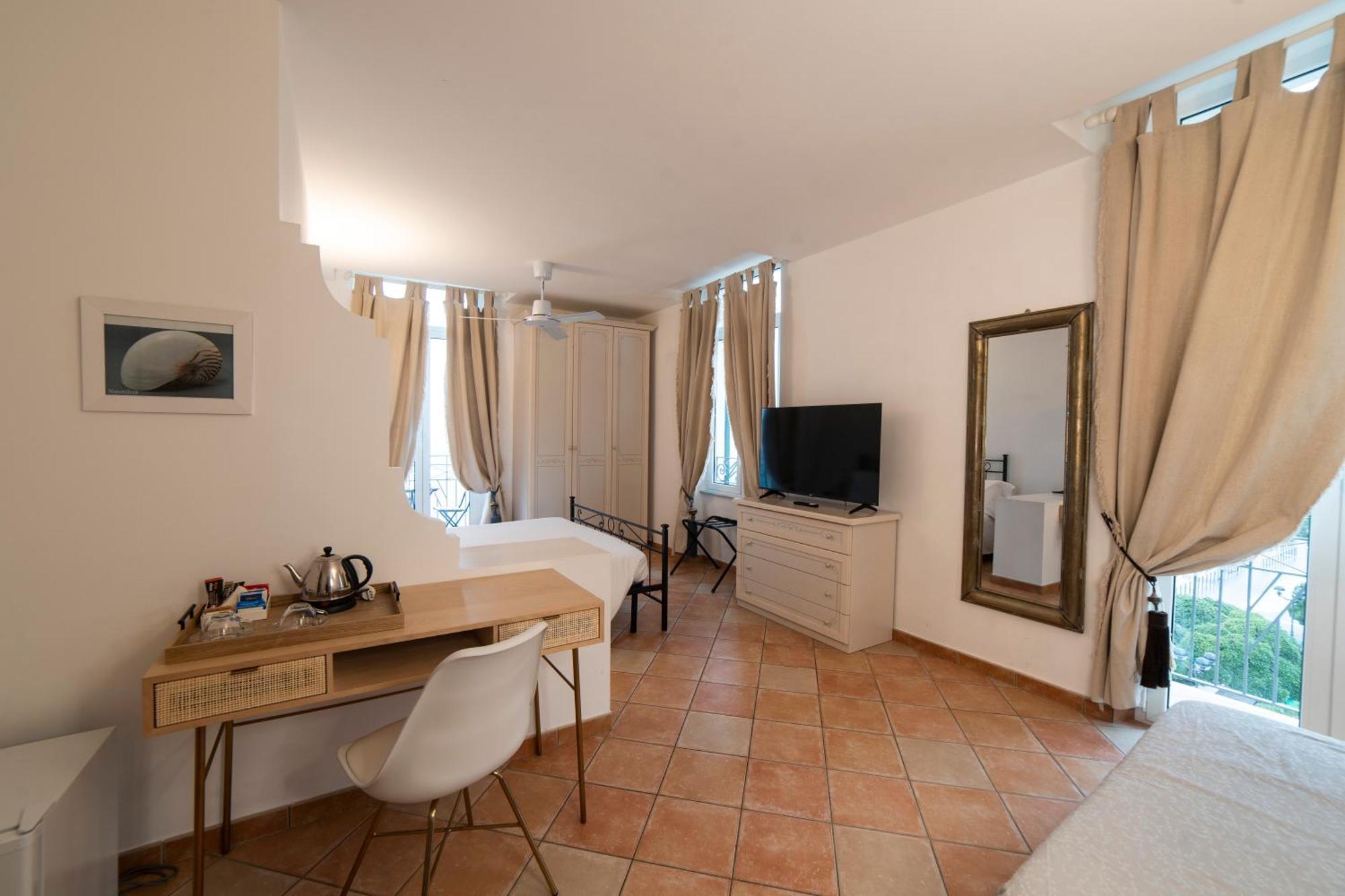 Miramare Hotel